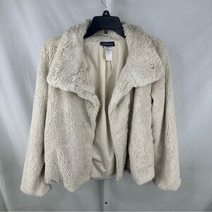 Patagonia Women’s Fleece Cream Jacket Size S